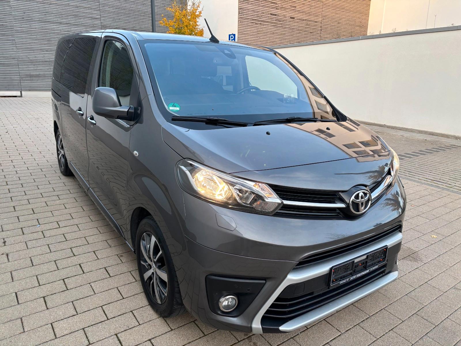 Toyota Proace Verso L1 Team Deutschland HUD AHK