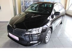 Fahrzeugabbildung Skoda Fabia Ambition,Navi,Sitzheizung,Einparkhilfe,Top