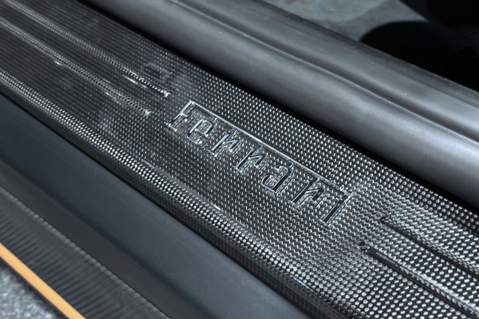 Fahrzeugabbildung Ferrari 812 GTS | 1. Hand | Lift | Carbon | ADAS