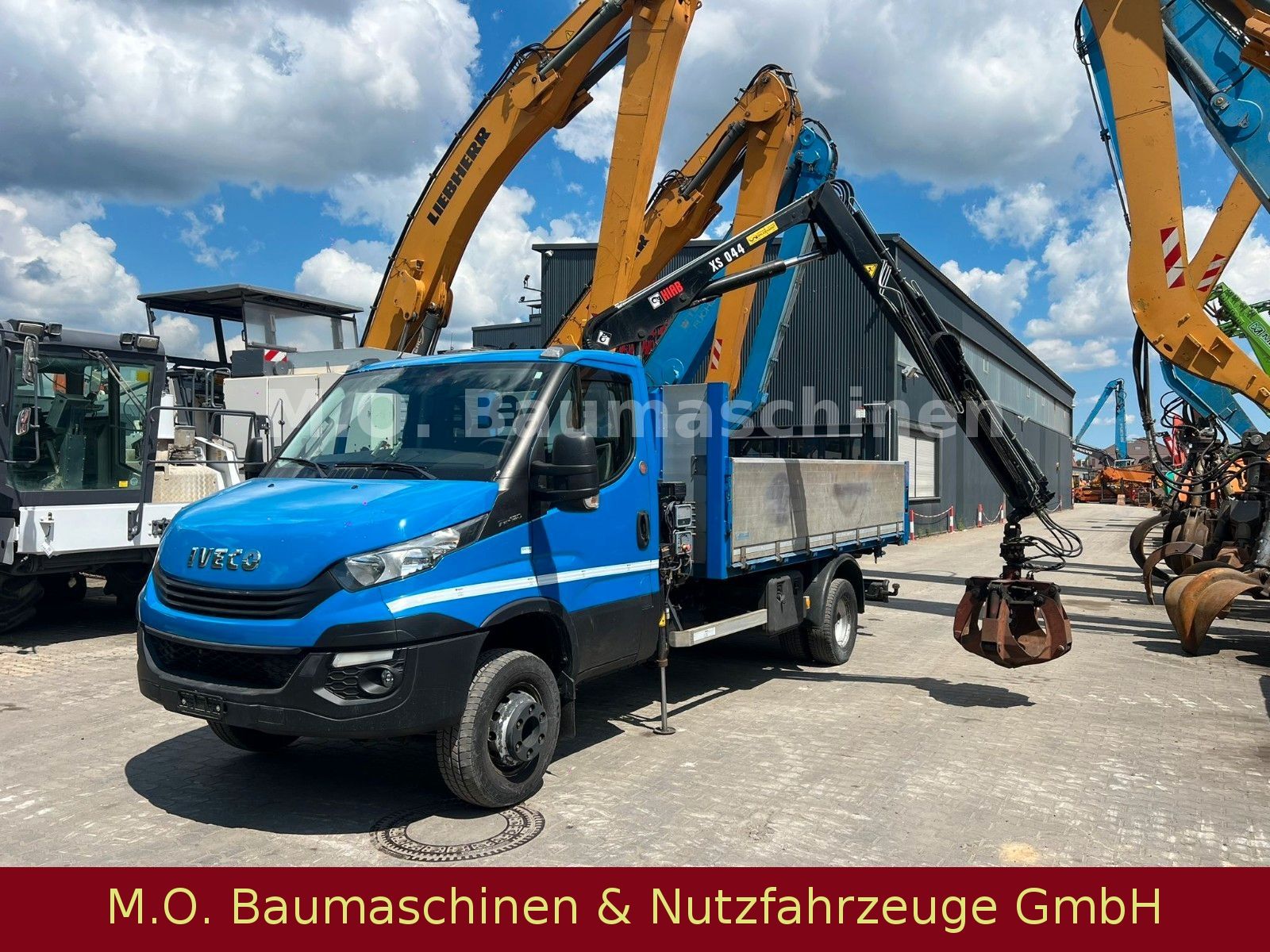 Fahrzeugabbildung Iveco Daily 70C18 / Kipper+Kran Hiab 044 D-2/
