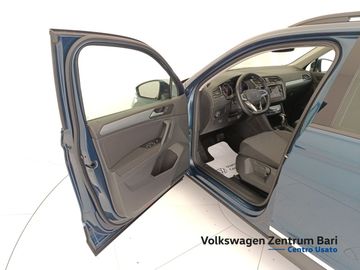 Volkswagen Tiguan - 12