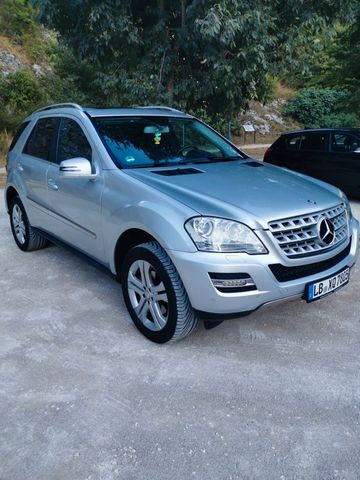 Mercedes-Benz ML 350 CDI 4MATIC - TOP ZUSTAND 