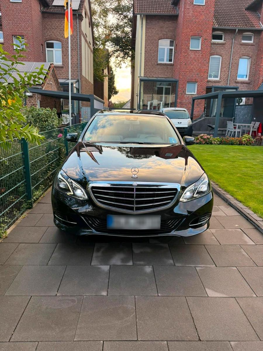 Mercedes-Benz CE 220