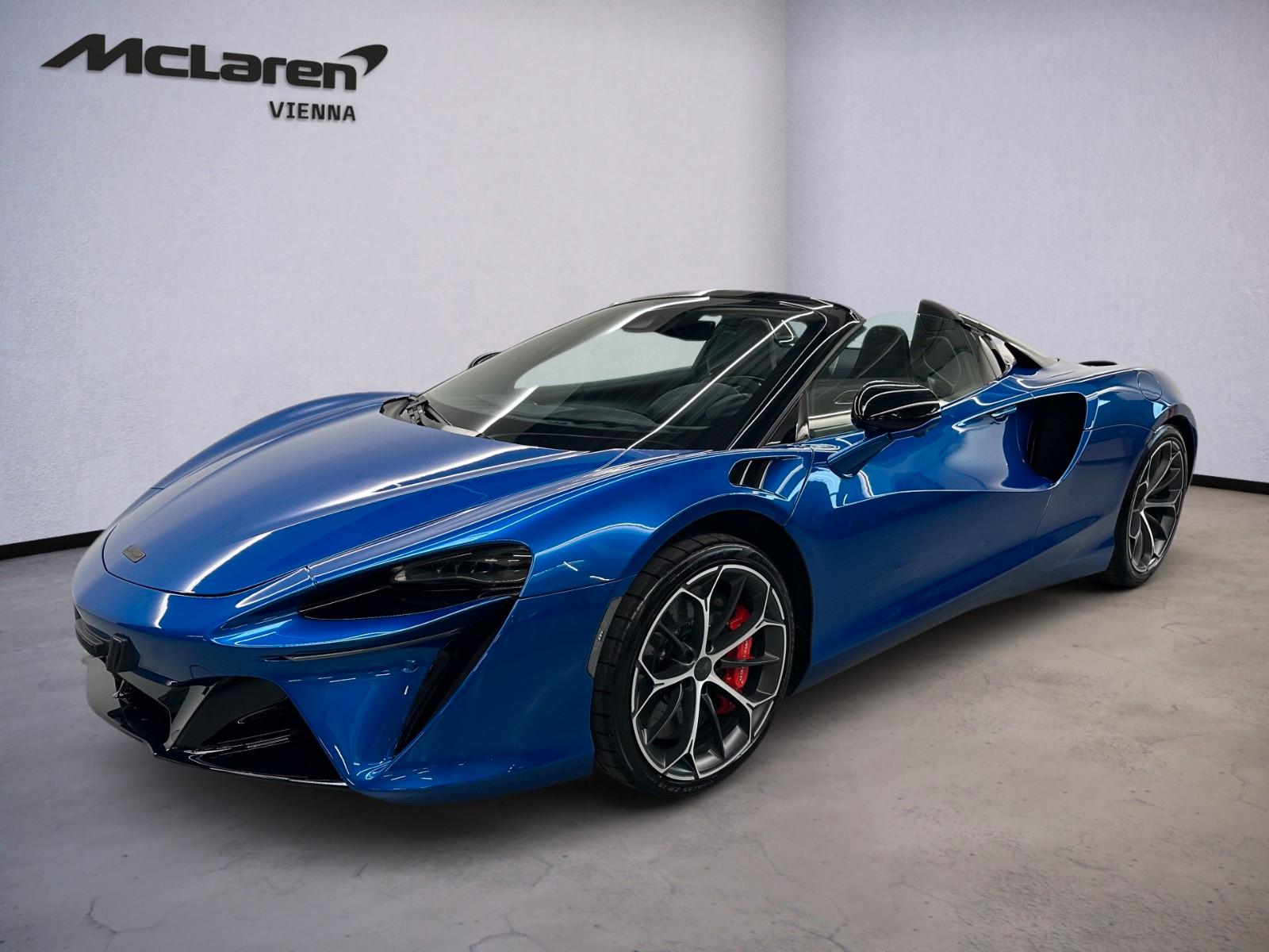 McLaren Artura Spider