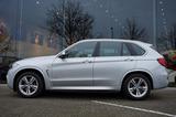 BMW X5 35i M-Pack Sunroof - BMW X5 mit Benzin-Antrieb: Geländewagen, Automatik