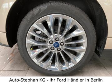 Fahrzeugabbildung Ford Edge Vignale 4x4 LED AHK ACC Panorama Sitzklima
