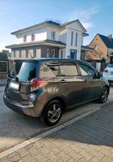 Toyota Verso S Bj. 2015 - Toyota Verso-S von privat