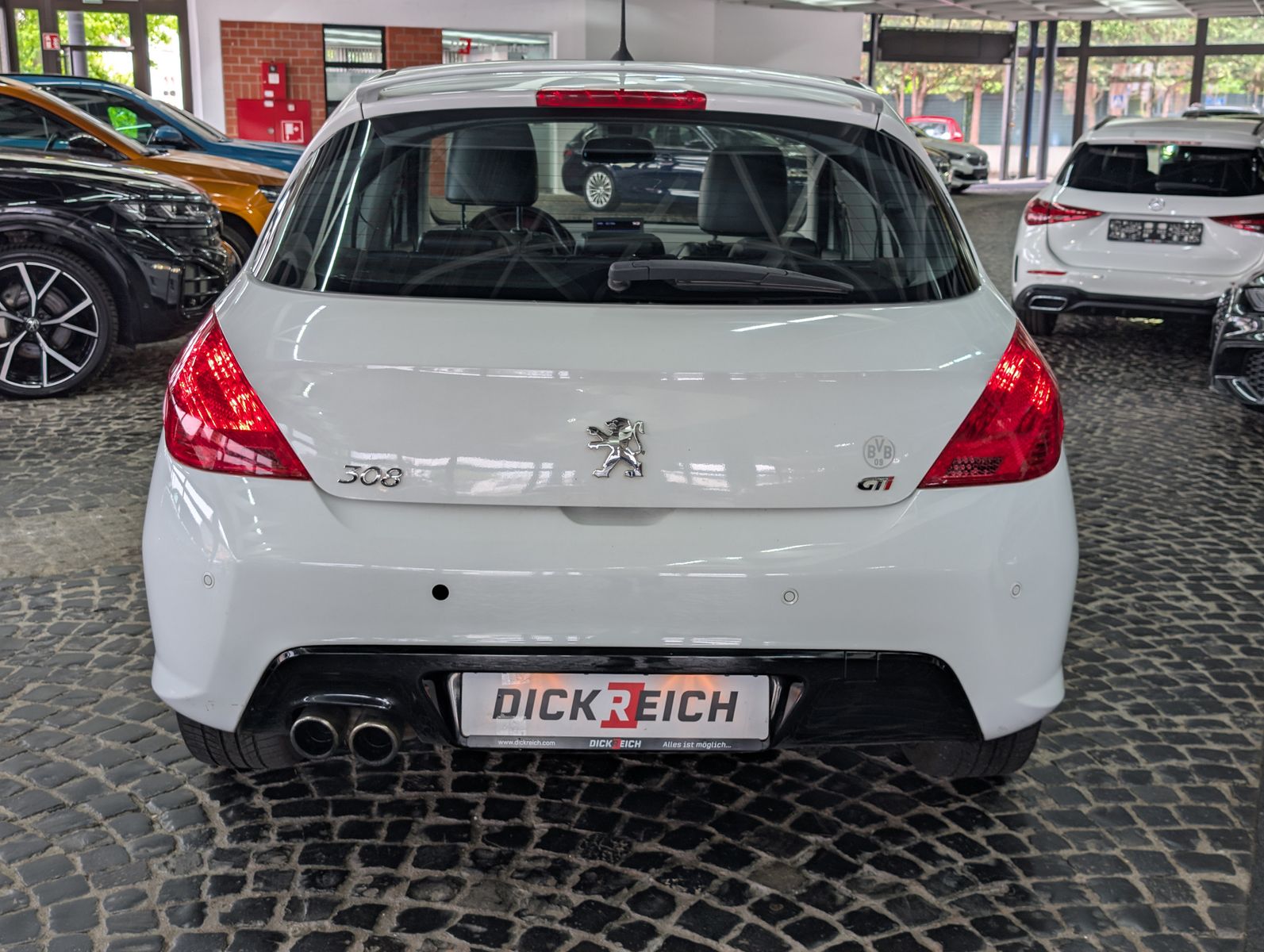 Fahrzeugabbildung Peugeot 308 GTi LEDER PANO XENON TEMP PDC NAVI 18-ZOLL