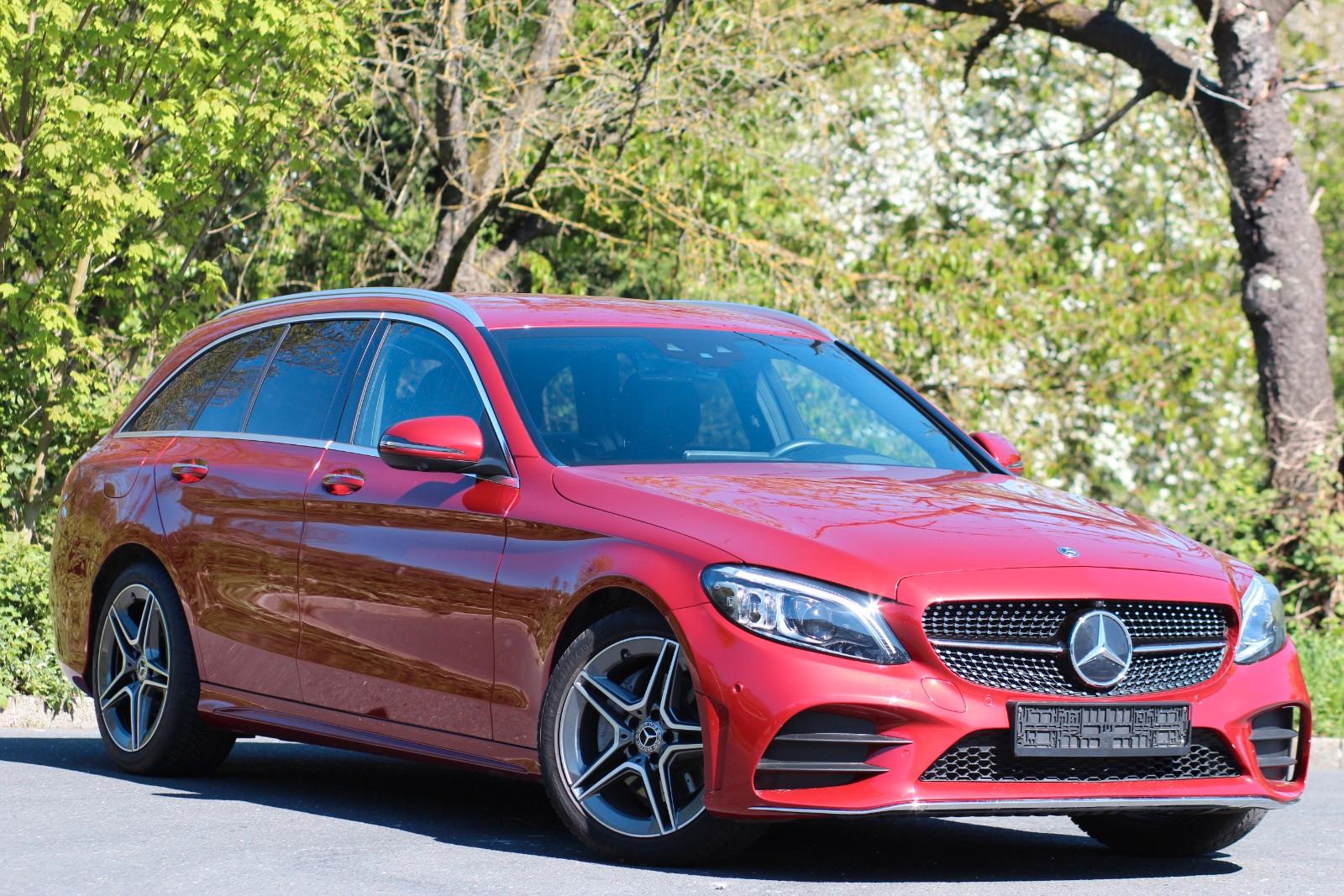 Mercedes-Benz C 180 *HUD*NAVI*LED*KAMERA*PDC*AMG*
