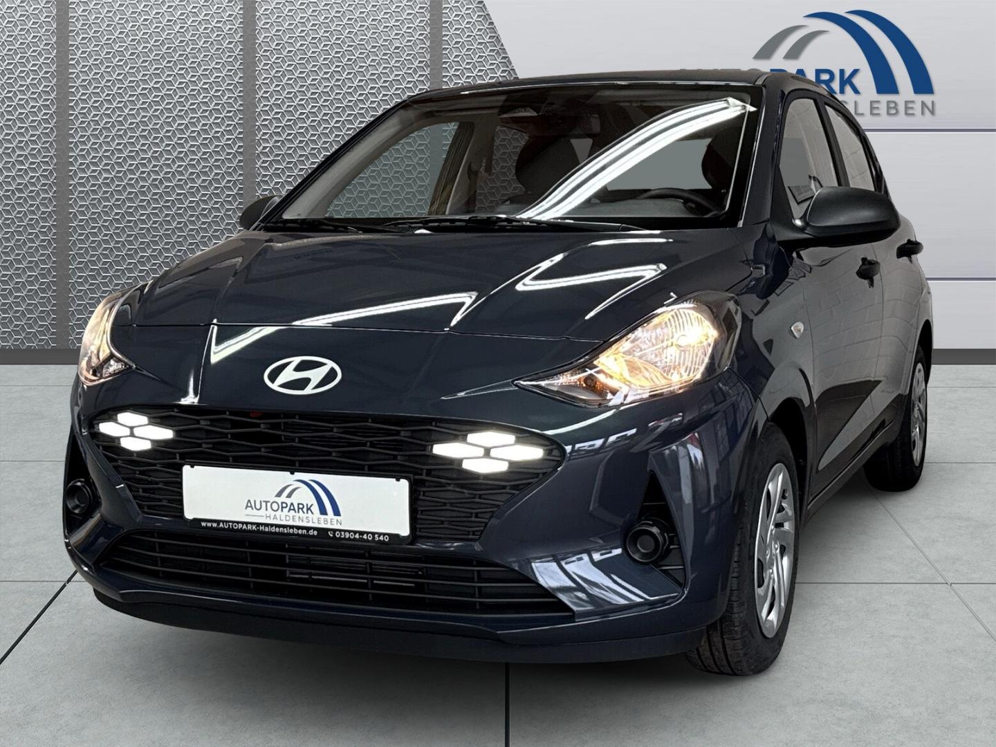 Hyundai i10 Navi Apple CarPlay Android Auto DAB Spurhalt