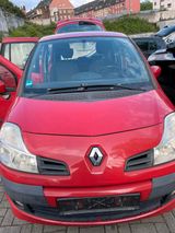 Renault Modus rot - Renault Modus aus 2010