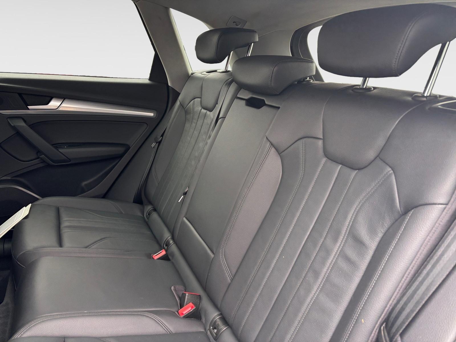 Audi Q5 2,0 TFSI S-Tronic sport quattro Navi