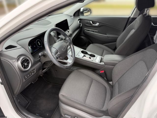 Fahrzeugabbildung Hyundai KONA Prime Elektro 2WD +KLIMA+LED+RFK+PDC+SHZ+UV