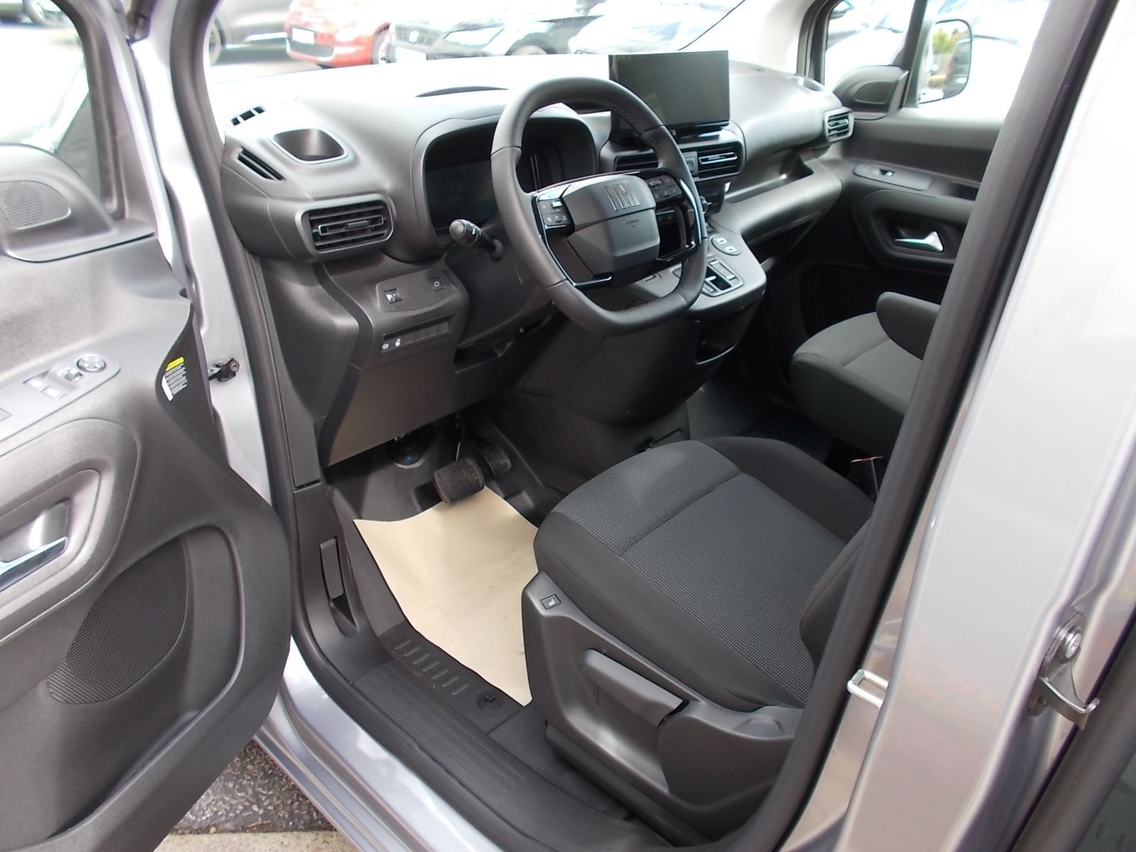 Fahrzeugabbildung Fiat Doblo Multicab L2 1.5 BlueHDi