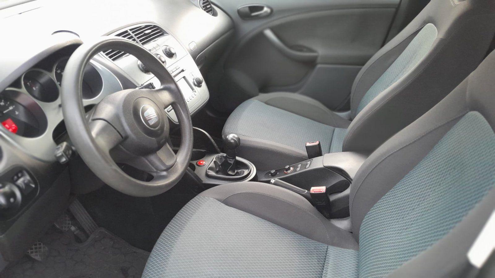 Volkswagen Golf Plus 2008 — interior