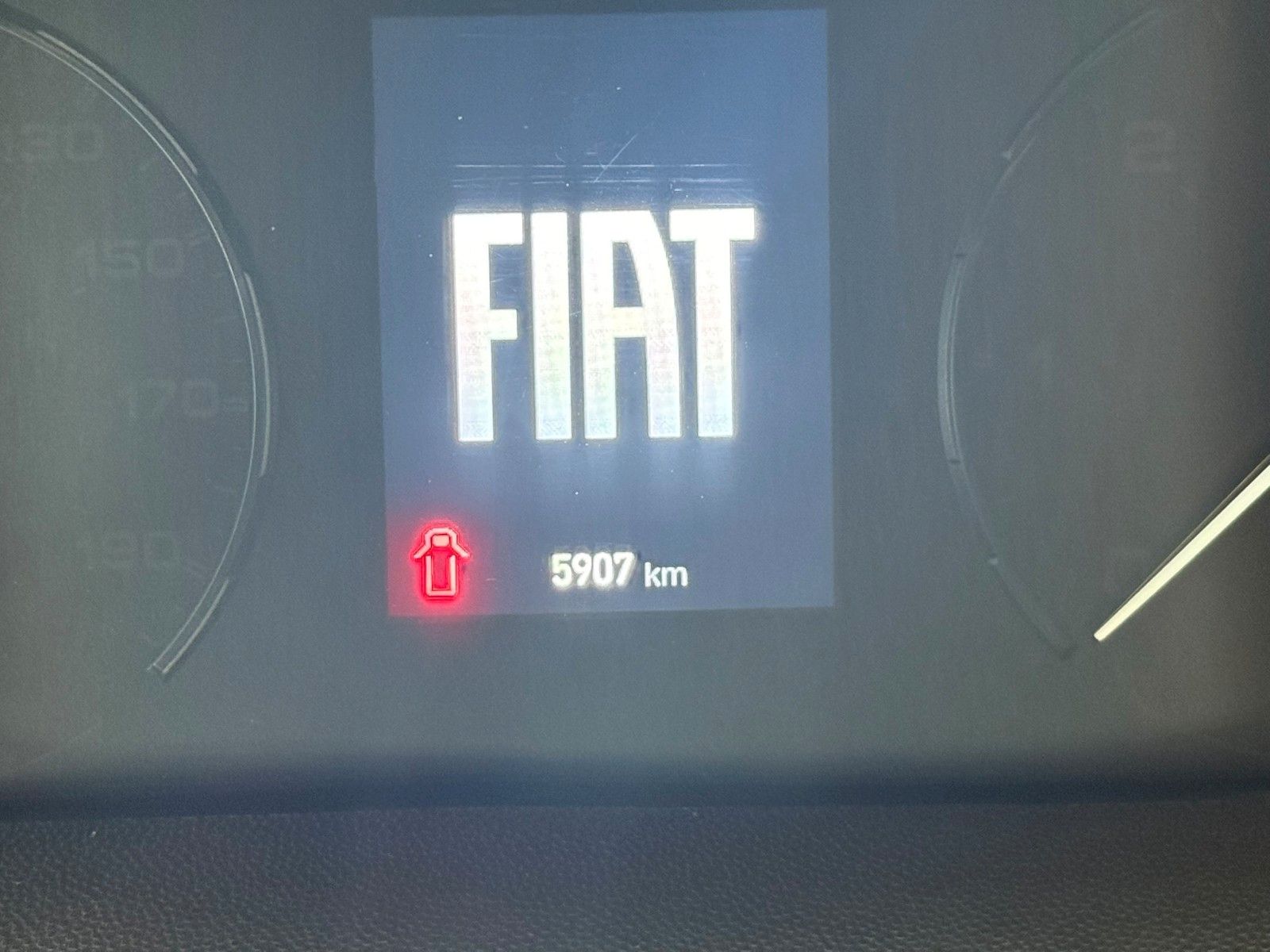 Fahrzeugabbildung Karmann Dexter DE 600 Automatik  160 PS