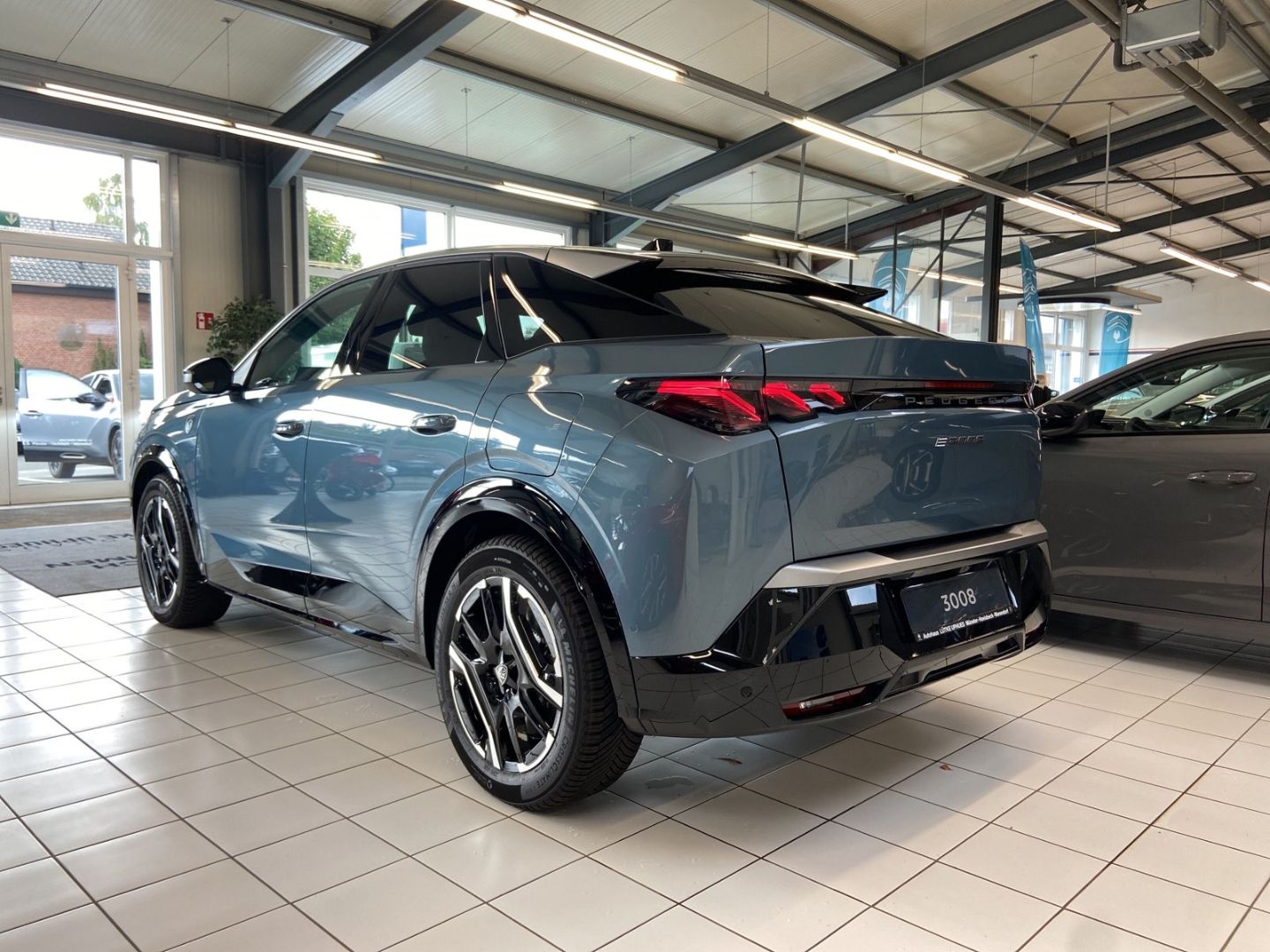 Fahrzeugabbildung Peugeot 3008 GT Elektro 210 Navi Soundsystem ACC CarPlay