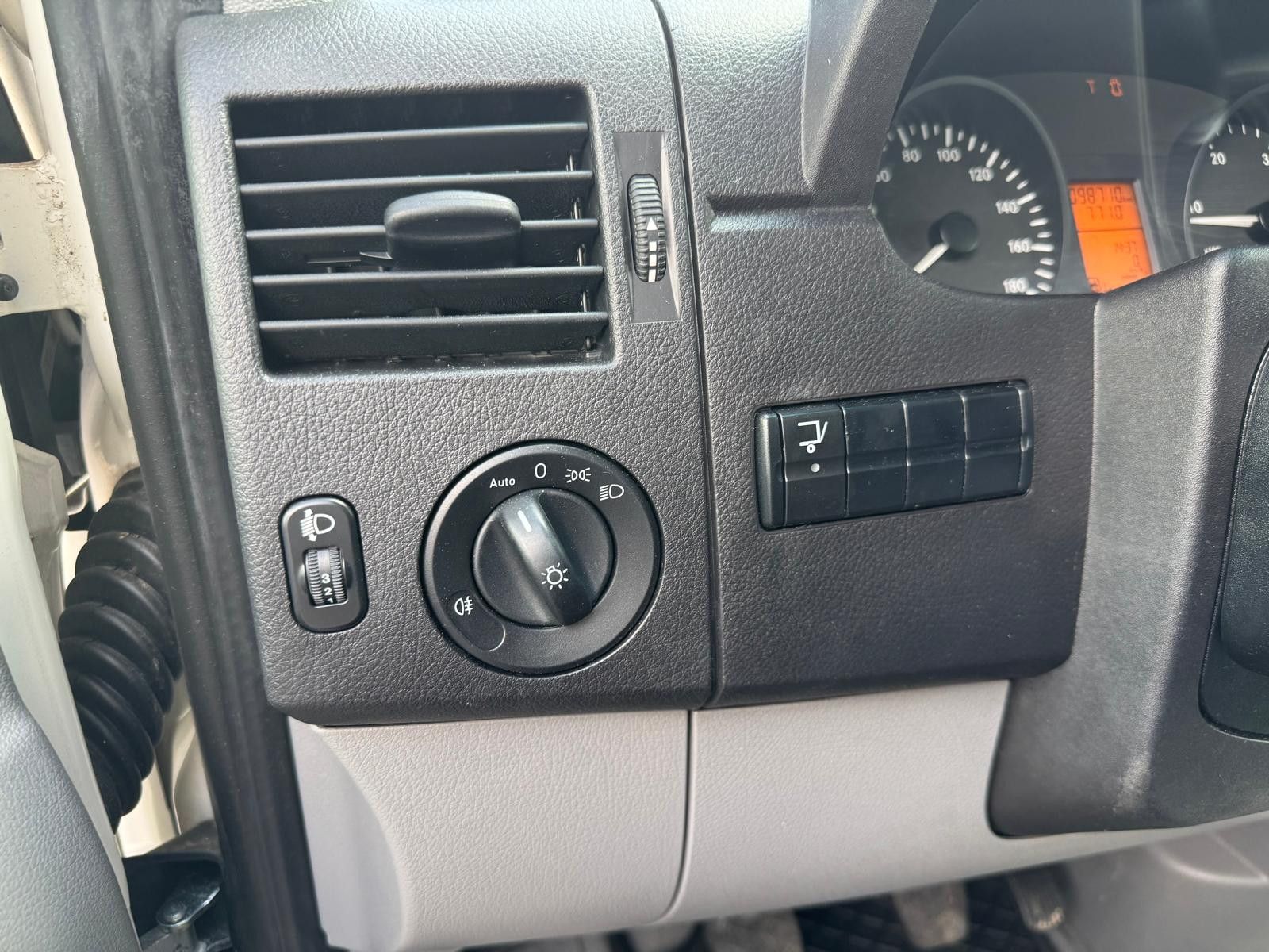 Fahrzeugabbildung Mercedes-Benz Sprinter II  514 Koffer RWD Top