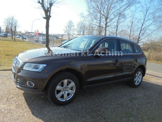 Audi Q5 2.0 TDI  quattro Automatik NAVI+XENON+AHK