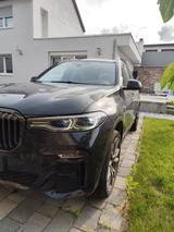 BMW X7 M50 M50d - - BMW X7 M50 aus 2020