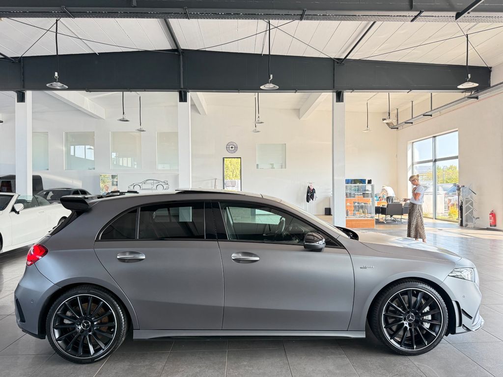 Mercedes-Benz A 35 AMG