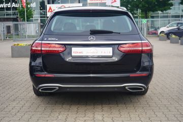 Mercedes E 300 - 4