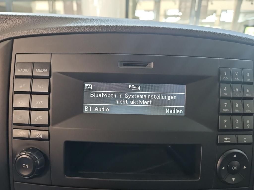 Fahrzeugabbildung Mercedes-Benz Vito 114 Kasten lang Klima AHK Tempomat Holz