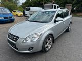 Kia cee'd / Ceed Sportswagon TX*TEMPOMAT*SHZ*PDC* - Kia aus 2009: Cee D