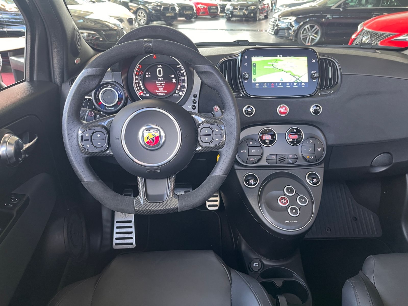Fahrzeugabbildung Abarth 695C Turismo Aut. BEATS XENON NAVI