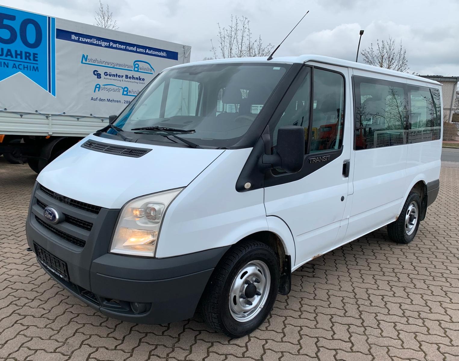 Ford Transit KB 6 Sitze/ 63kw/ AHK 2.0t/ Org. KM
