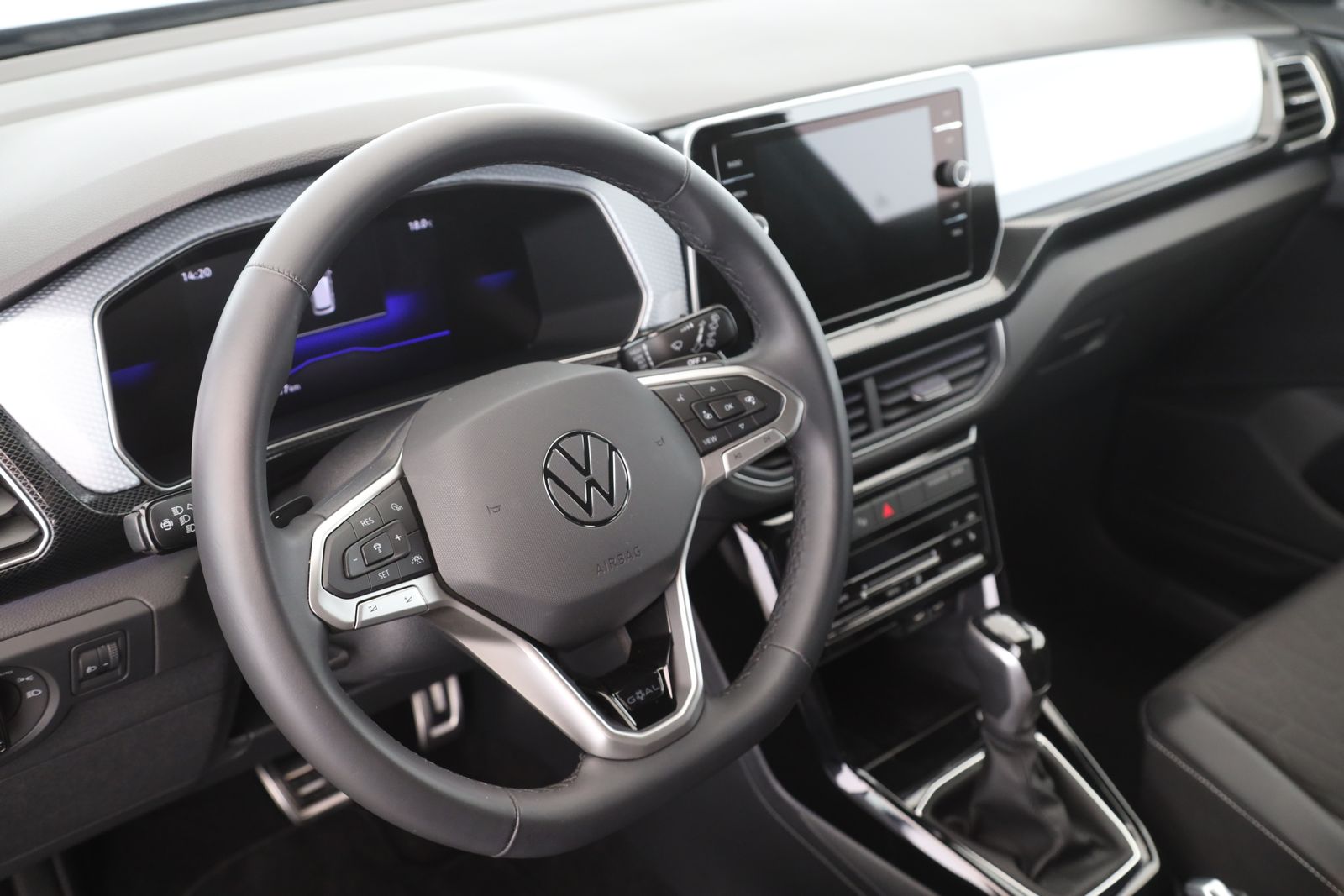Volkswagen T-Cross - Bild 14