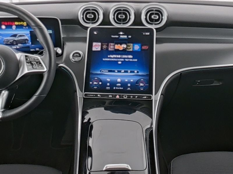 Fahrzeugabbildung Mercedes-Benz GLC 220 d 4M Avantgarde*Distro*360°*Digital*Totw