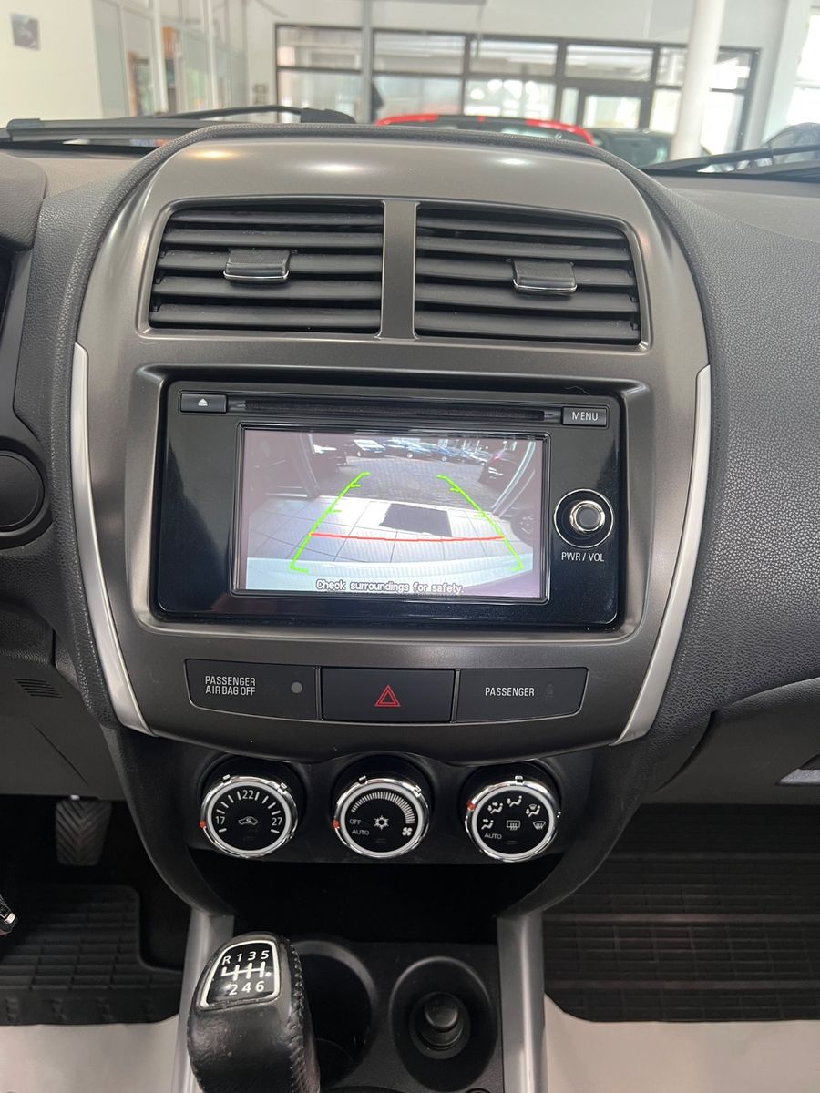 Fahrzeugabbildung Mitsubishi ASX Intense * RÜCKFAHRKAMERA* SITZHEIZUNG *