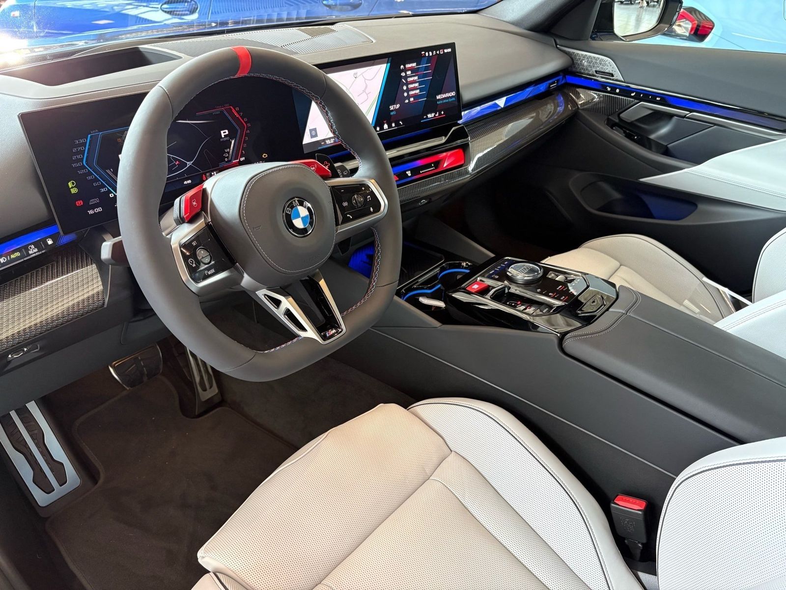 BMW M5 - Bild 11