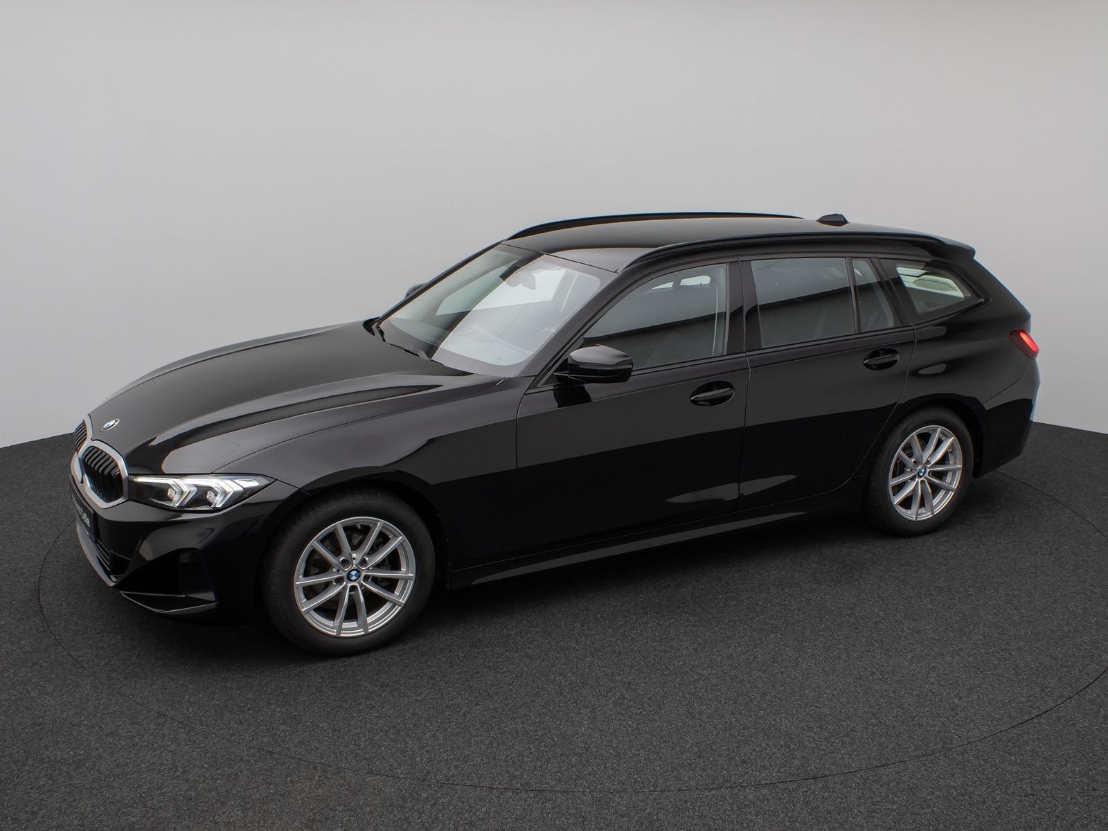 Fahrzeugabbildung BMW 318i DAB CockPit+ PDC Geschwindigkeitsreg LED