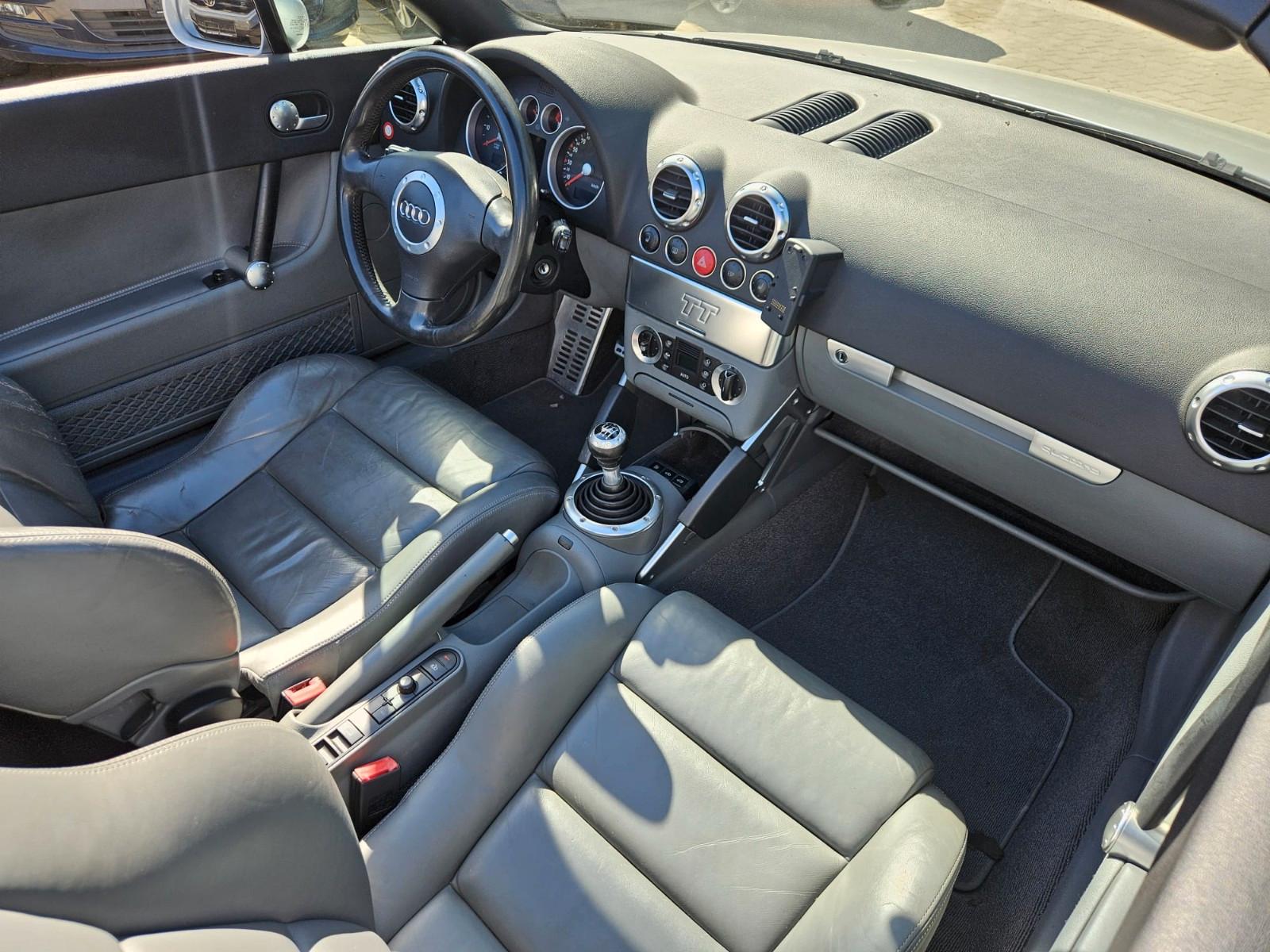 Audi TT Coupe/Roadster 1.8 T Roadster quattro