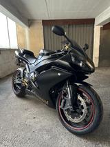 Yamaha YZF R1 RN20 - YAMAHA 2009 YZF R1