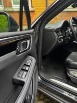 Porsche Macan S  - Porsche Macan in Braunschweig