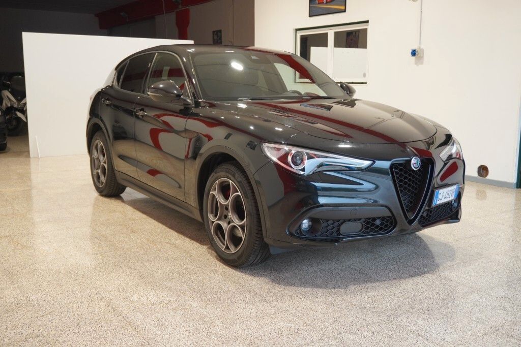 Alfa Romeo ALFA ROMEO STELVIO 2.2 TURBODIESEL 190CV AT8 Q4 imagem 3