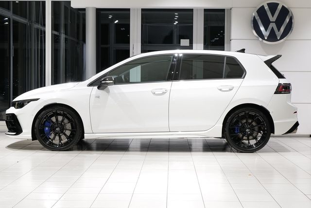 Volkswagen Golf VIII R 4Motion Akrapovic 360° HuD 270Kmh
