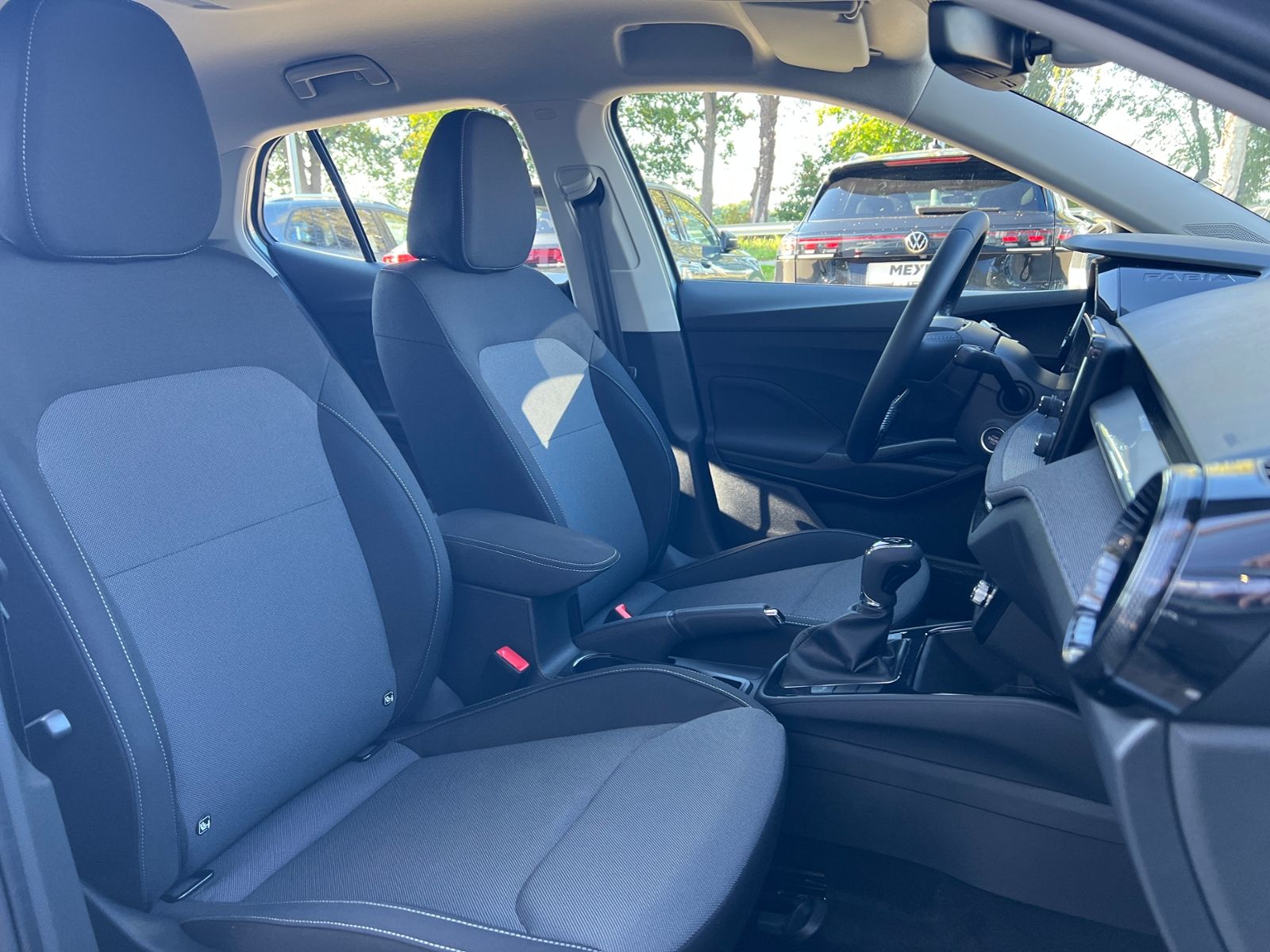 Fahrzeugabbildung SKODA Fabia Selection 1.0 TSI DSG *LED, SmartLink, Kam