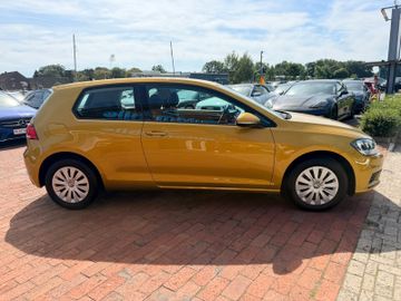 Volkswagen Golf - 8