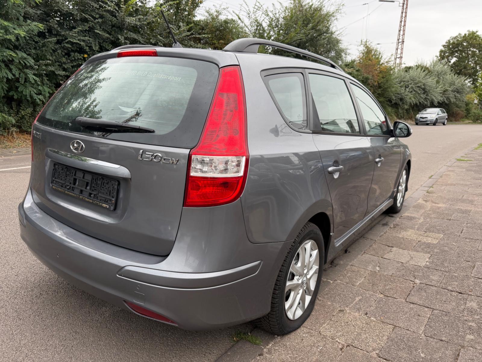 Hyundai i30 2011 — photo 5