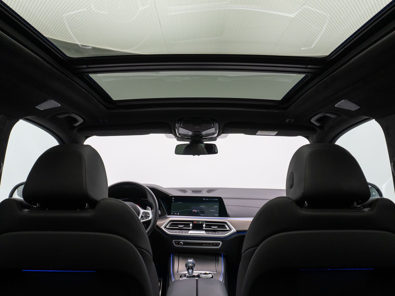 Fahrzeugabbildung BMW X5 xD40d M Sport Panorama Laser 360°HUD DAB B&W
