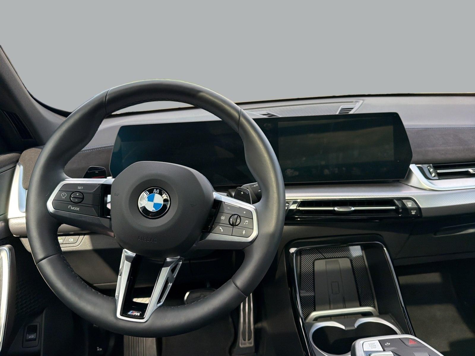 BMW X1 sDrive18i M Sportpaket | AHK PANO RFK HIFI BT