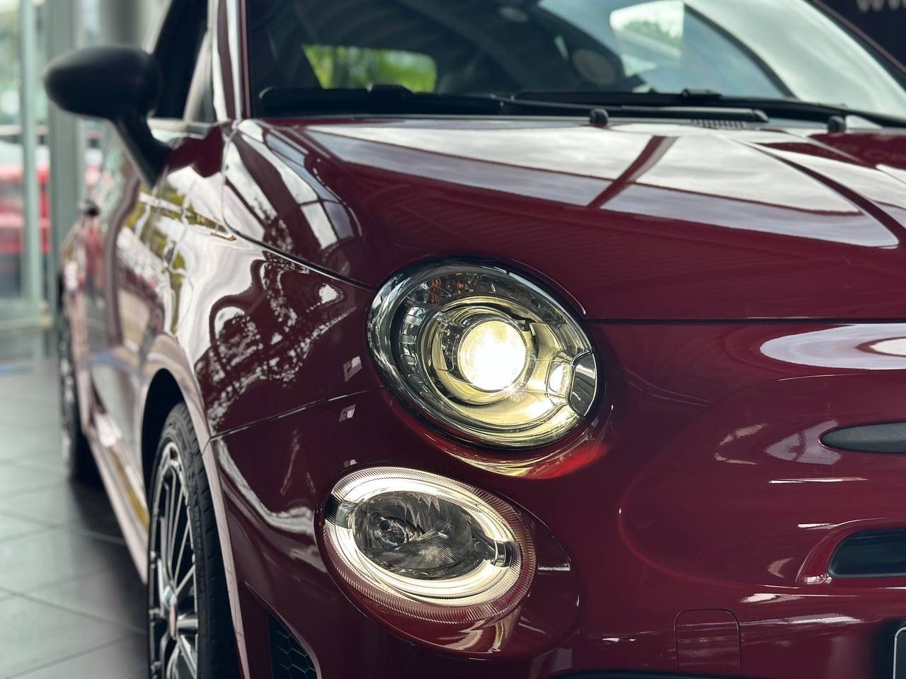 Fahrzeugabbildung Abarth 695C BEATS KLIMA NAVI 17" ALU