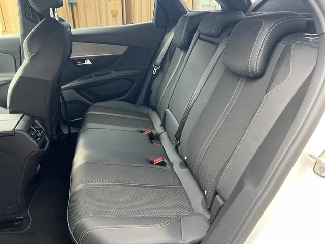 Peugeot 3008 GT Panodach Navi Digitales Cockpit LED ACC 
