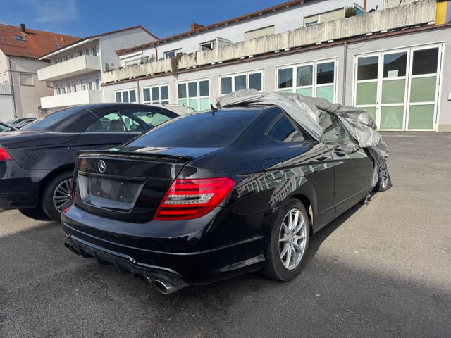 Mercedes-Benz C 250 CGI Coupe AMG Automatik BRANDSCHADEN