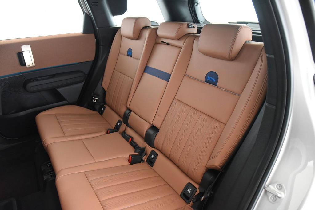 MINI Cooper C Countryman