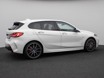 Fahrzeugabbildung BMW 120i M Sport Pro Kamera DAB HiFi AHK Lenkrhz 19"